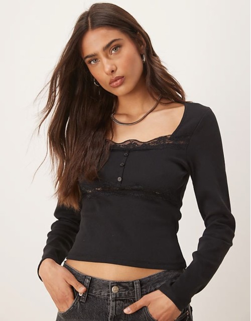 ribbed long sve top with lace and button detail in black