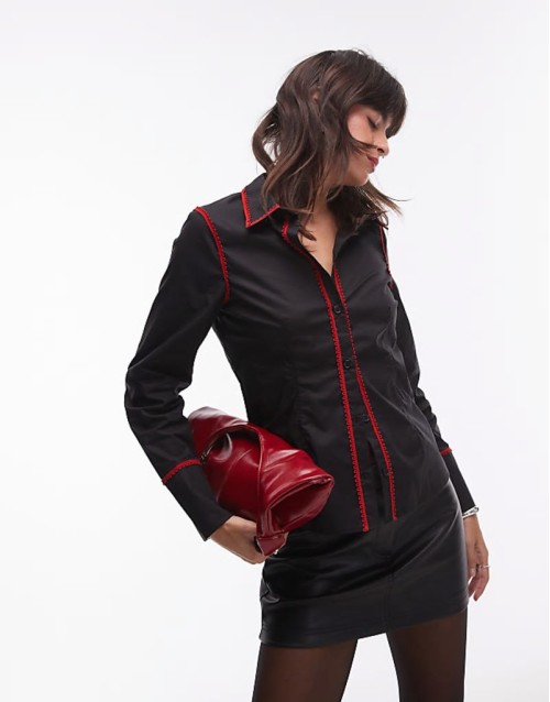 Resume fitted shirt with red piping in black